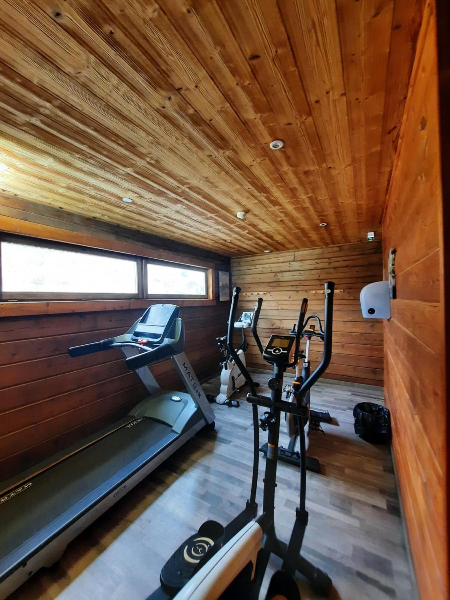 Bois De Champelle- 94 Magnifique Chalet-10 Pers Morillon Exterior photo
